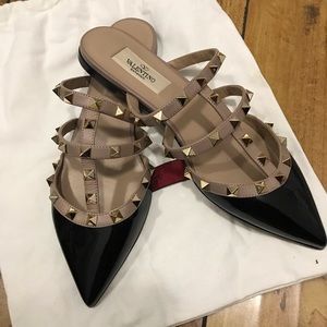 VALENTINO GARAVANI Rockstud Patent leather Mule